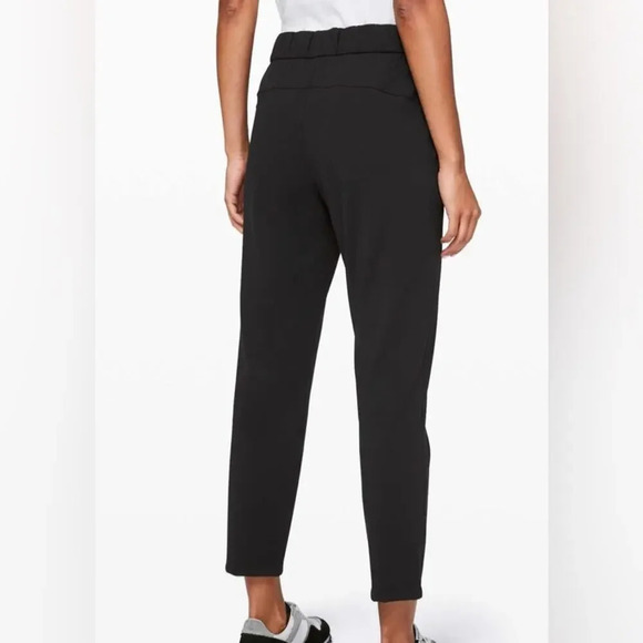 Lululemon On The Fly 7/8 Pant Black Size 2 - Picture 2 of 7